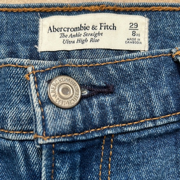 Abercrombie & Fitch Blue Straight Leg Jeans Size 29/8xs - Picture 2 of 6